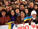 "Янукович во втором туре президентских выборов получил бы поддержку 42% украинцев, в то время как Тимошенко лишь 28%", - сообщил директор "Центра прикладных исследований Ф.Клифтона Уайта" (IFES) Ракеш Шарма