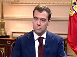 Медведев подведет итоги года в эфире трех телеканалов