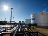 Месторождение Бадра, запасы которого "Газпромнефть" оценивает в два миллиарда баррелей нефти, выйдет на максимальную добычу 170 тысяч баррелей в сутки через 6-7 лет