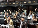Венесуэла ограничила зарплаты чиновникам: не больше 6 тысяч 746 долларов в месяц Венесуэла ограничила зарплаты чиновникам: не больше 6 тысяч 746 долларов в месяц
