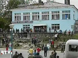 Напомним, в ночь на 30 августа 2006 года в карельском городе Кондопога в ресторане "Чайка" были избиты работники заведения, затем произошла массовая драка местных жителей с уроженцами Кавказа, в которой погибли два кондопожца Напомним, в ночь на 30 августа 2006 года в карельском городе Кондопога в ресторане "Чайка" были избиты работники заведения, затем произошла массовая драка местных жителей с уроженцами Кавказа, в которой погибли два кондопожца