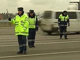 СКП не увидел преступления в действиях самарского депутата, который пьяным наехал на милиционеров на Mercedes СКП не увидел преступления в действиях самарского депутата, который пьяным наехал на милиционеров на Mercedes