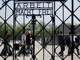 Неизвестные преступники сняли металлическую деталь ворот мемориального комплекса Освенцим ("Аушвиц-Биркенау")