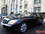"Maybach не мой. Он отдан нам одной фирмой за долги. Тем более он бэушный, - приводит слова Жириновского Life News "Maybach не мой. Он отдан нам одной фирмой за долги. Тем более он бэушный, - приводит слова Жириновского Life News