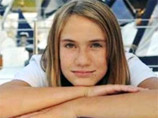 14-летняя голландка, которая хотела обогнуть Землю на яхте, пропала без вести