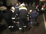 В Приморье с моста упал военный бронированный тягач, водитель погиб В Приморье с моста упал военный бронированный тягач, водитель погиб