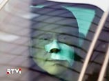 Избитый Берлускони стал популярнее: подозревают, что он сам подстроил нападение Избитый Берлускони стал популярнее: подозревают, что он сам подстроил нападение