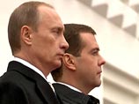 Российская политэлита нервничает в попытке определиться относительно политических перспектив тандема Медведева и Путина