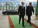 Россия с начала 2010 года возобновит закупки газа у Туркмении по европейской цене Россия с начала 2010 года возобновит закупки газа у Туркмении по европейской цене