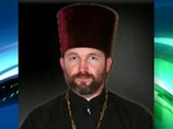 В храме Вознесения Господня, настоятелем которого являлся убитый протоиерей Александр Филиппов, имеются иконы Божьей Матери Ахтырской и мученика Вонифатия, исцеляющие от алкоголизма и наркомании В храме Вознесения Господня, настоятелем которого являлся убитый протоиерей Александр Филиппов, имеются иконы Божьей Матери Ахтырской и мученика Вонифатия, исцеляющие от алкоголизма и наркомании