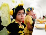 Патриарх Кирилл считает пчел образцом для человеческого общества