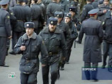 Президент России Дмитрий Медведев в четверг подписал указ о совершенствовании деятельности органов внутренних дел, предполагающий, в частности, сокращение сотрудников до 1 января 2012 года на 20%