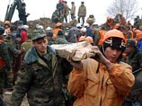 В 23:15 26 декабря (0:15 27 декабря мск) в Луганской области в городе Свердловск произошло сползание около 400 тонн горной массы от террикона шахты В 23:15 26 декабря (0:15 27 декабря мск) в Луганской области в городе Свердловск произошло сползание около 400 тонн горной массы от террикона шахты