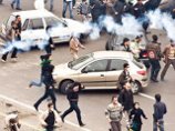 В Тегеране полиция задержала около 300 манифестантов, подтверждена гибель четырех человек В Тегеране полиция задержала около 300 манифестантов, подтверждена гибель четырех человек