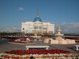 Патриарх Кирилл встретится с Назарбаевым и освятит собор в Астане