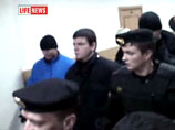 Обвиняемого в убийстве Маркелова и Бабуровой впервые показали суду без маски