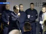 GQ: "французский президент должен меньше волноваться о своем росте, и больше о стиле". Невысокий - 1,65 метра - президент Франции часто носит обувь на высоком каблуке GQ: "французский президент должен меньше волноваться о своем росте, и больше о стиле". Невысокий - 1,65 метра - президент Франции часто носит обувь на высоком каблуке