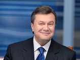 Янукович тоже хочет поменять Конституцию Украины и грозит распустить Раду, если та ее не примет Янукович тоже хочет поменять Конституцию Украины и грозит распустить Раду, если та ее не примет