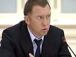 Год назад казалось, что миллиардер Олег Дерипаска, скорее всего, станет жертвой финансового кризиса. Однако сегодня он стоит на пути сохранения большей части своей империи благодаря помощи из Кремля и освобождению от обязательств перед иностранными кредит Год назад казалось, что миллиардер Олег Дерипаска, скорее всего, станет жертвой финансового кризиса. Однако сегодня он стоит на пути сохранения большей части своей империи благодаря помощи из Кремля и освобождению от обязательств перед иностранными кредит
