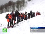 Как передает из Нальчика ИТАР-ТАСС, тело погибшего руководителя группы из девяти начинающих альпинистов 40-летнего москвича Андрея Лиукконена было откопано в пятницу Как передает из Нальчика ИТАР-ТАСС, тело погибшего руководителя группы из девяти начинающих альпинистов 40-летнего москвича Андрея Лиукконена было откопано в пятницу