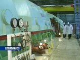 В настоящее время идет снижение его мощности до полной остановки. Радиационный фон в районе Волгодонской АЭС и в пределах окружающей местности нормальный В настоящее время идет снижение его мощности до полной остановки. Радиационный фон в районе Волгодонской АЭС и в пределах окружающей местности нормальный