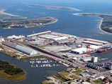 Власти закрыли порт Морхед в США, обнаружив там девять поврежденных контейнеров со взрывчаткой