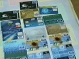 В Кении арестован россиянин с сотней фальшивых кредиток, назвавшийся дипломатом В Кении арестован россиянин с сотней фальшивых кредиток, назвавшийся дипломатом