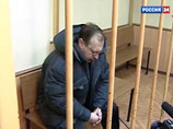 Милиционер, убивший водителя снегоуборочной машины, арестован. Вины он не признает, заявляя, что выстрелил "случайно" Милиционер, убивший водителя снегоуборочной машины, арестован. Вины он не признает, заявляя, что выстрелил "случайно"