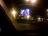 В четверг вечером, 14 января, на Садовом кольце в центре Москвы на большом рекламном экране демонстрировалась сцена порнографического характера