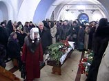 Поводом к этому, очевидно, послужила смерть 47-летнего томского журналиста Константина Попова, который 4 января был избит и, скорее всего, особо жестоко изнасилован милиционером в вытрезвителе Поводом к этому, очевидно, послужила смерть 47-летнего томского журналиста Константина Попова, который 4 января был избит и, скорее всего, особо жестоко изнасилован милиционером в вытрезвителе