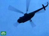 Вертолет Ми-8 сахалинской компании "Авиашельф" снял с терпящего бедствие в Охотском море теплохода "Смольнинский" 11 человек пассажиров и сейчас доставляет их в город Ноглики (север Сахалина)