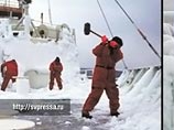 Ми-8 снял с терпящего бедствие в Охотском море
теплохода 11 человек
