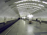 В московском метро задержан голый мужчина. Еще двое сбежали