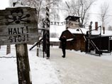 Спустя 65 лет после освобождения фашистского концлагеря Освенцим советскими войсками некоторые задаются вопросом, насколько велико его значение в исторической памяти человечества Спустя 65 лет после освобождения фашистского концлагеря Освенцим советскими войсками некоторые задаются вопросом, насколько велико его значение в исторической памяти человечества