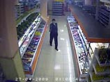 С майора-убийцы Евсюкова требуют денег за разбитое стекло и лекарства для похудения С майора-убийцы Евсюкова требуют денег за разбитое стекло и лекарства для похудения