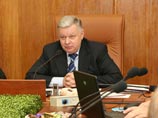 Директор Федеральной миграционной службы РФ Константин Ромодановский осадил российских чиновников, радостно обсуждающих прирост населения России. На самом деле численность населения падает, но полностью скомпенсировать это поможет приток мигрантов Директор Федеральной миграционной службы РФ Константин Ромодановский осадил российских чиновников, радостно обсуждающих прирост населения России. На самом деле численность населения падает, но полностью скомпенсировать это поможет приток мигрантов