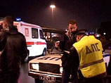 Автомобиль врезался в столб в Москве - два человека погибли