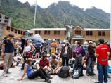 Туристов, застрявших под Мачу-Пикчу, вернули на "большую землю"