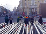 Власти Москвы заявили, что Триумфальная площадь занята, там состоится акция "Зимние забавы", и предложили оппозиционерам и правозащитникам собраться на Болотной площади или на набережной Тараса Шевченко
