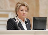 Матвиенко уволила 11 чиновников за плохую уборку Петербурга от снега Матвиенко уволила 11 чиновников за плохую уборку Петербурга от снега