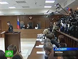 Суд принял решение удовлетворить ходатайство и огласить показания Пронина, уже находящиеся в материалах дела Суд принял решение удовлетворить ходатайство и огласить показания Пронина, уже находящиеся в материалах дела