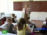 Учителя украинских школ вернули себе право говорить на работе по-русски