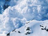 При сходе лавины в Альпах погиб британский военнослужащий