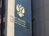 Попавший в опалу думских единороссов Сергей Миронов допускает в теории создание фракций в Совете Федерации - по примеру существующих в нижней палате, но считает это преждевременным Попавший в опалу думских единороссов Сергей Миронов допускает в теории создание фракций в Совете Федерации - по примеру существующих в нижней палате, но считает это преждевременным