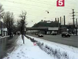 На Кировском заводе в Петербурге рухнула крыша - не выдержала снега На Кировском заводе в Петербурге рухнула крыша - не выдержала снега