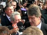 Действующий глава государства Виктор Ющенко считает, что украинцам будет стыдно за свой выбор на этих президентских выборах