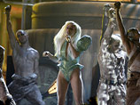 Эксцентричная Lady GaGa споется с поп-принцессой Бритни Спирс 