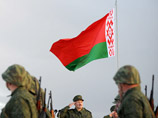 Белоруссия перевела на свой язык армейские уставы: "Добрага здаро&#1118;я" вместо "Здравия желаю"