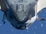 На внешней поверхности шаттла Endeavour обнаружены сразу два повреждения На внешней поверхности шаттла Endeavour обнаружены сразу два повреждения