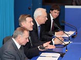 Накануне в Новосибирске три оппозиционные партии заключили между собой соглашение, что усиливает их потенциал в борьбе с партией власти на предстоящих мартовских выборах